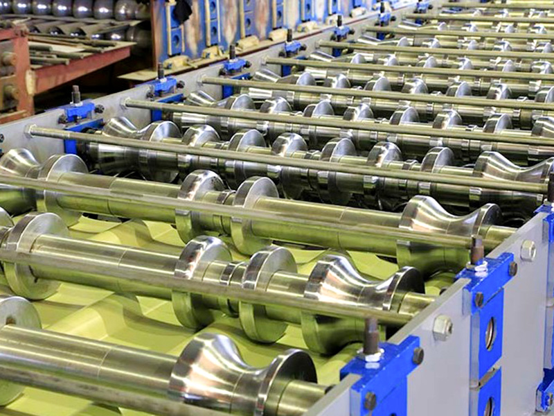 Machine de formage de rouleaux de carreaux émaillés en métal de type 995